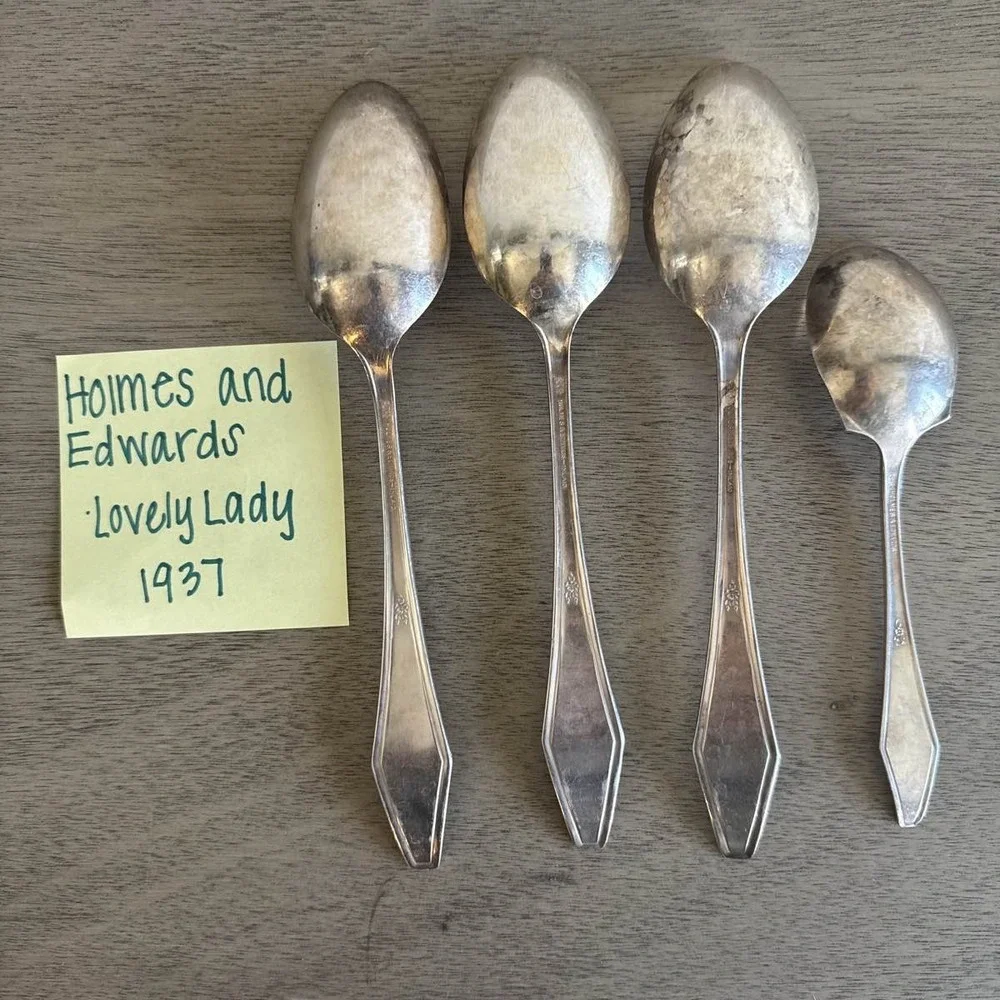 Holmes‎ & Edwards LOVELY LADY 1937 Silverplate Teaspoon Spoon Flatware